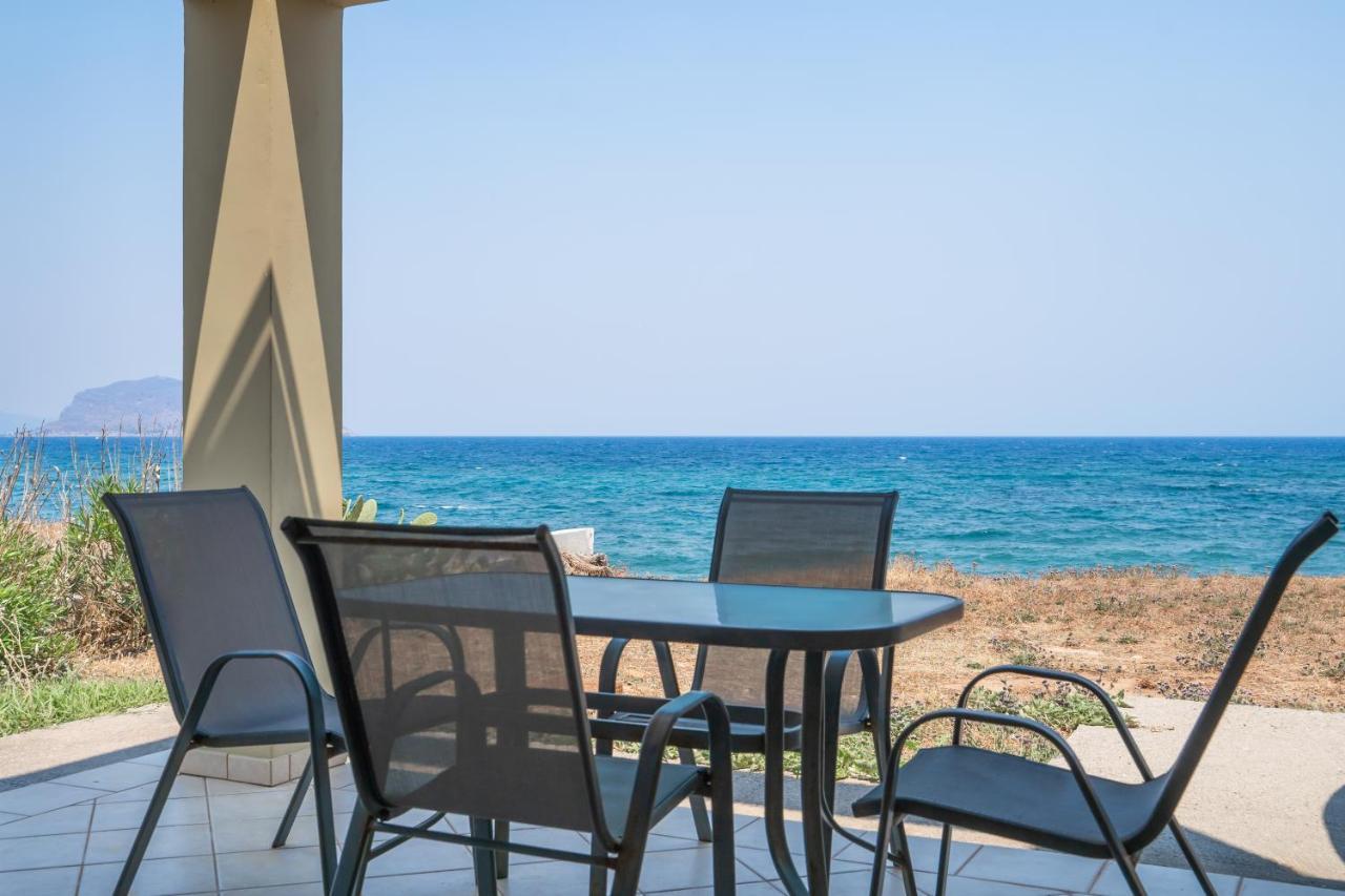 Spacious Beachfront Maisonettes With Stunning Views & A Private Beach 모넴바시아 외부 사진