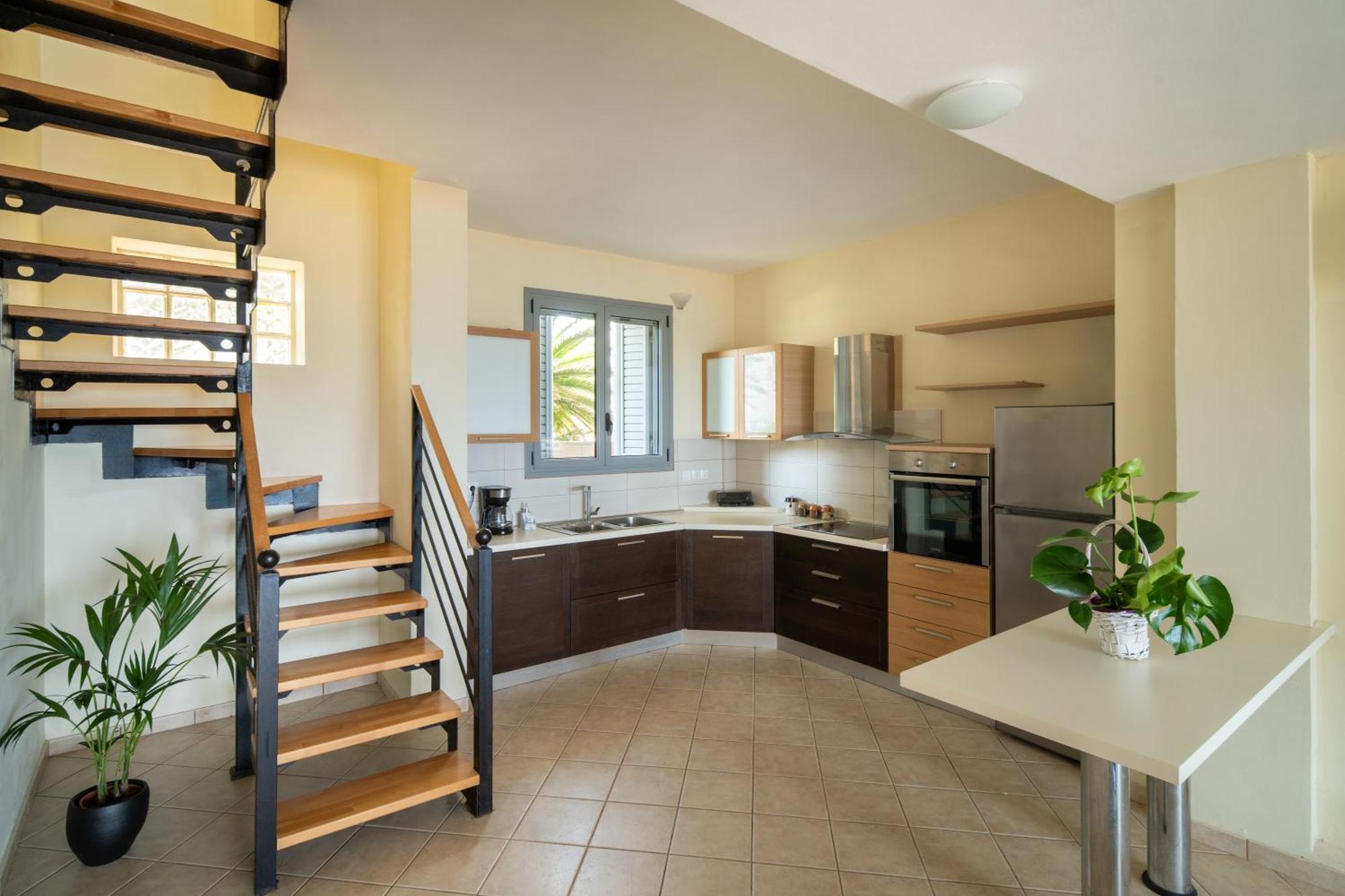 Spacious Beachfront Maisonettes With Stunning Views & A Private Beach 모넴바시아 외부 사진
